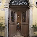 Alcanea Boutique 4*