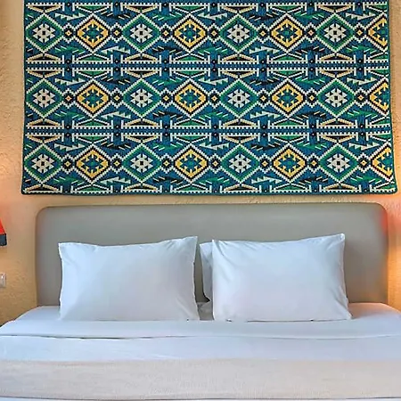 Alcanea Boutique 4*