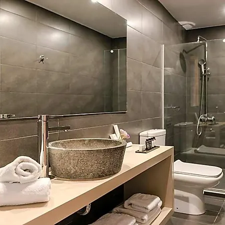 Alcanea Boutique מלון 4*