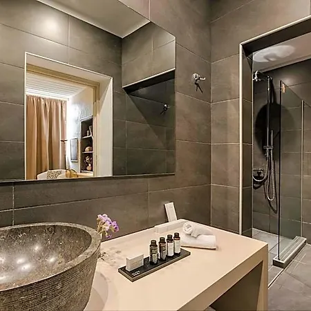 מלון Alcanea Boutique 4*