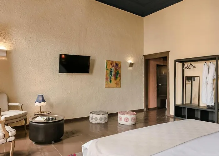 Alcanea Boutique מלון 4*