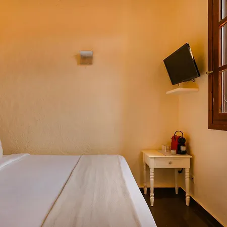 Отель Alcanea Boutique 4*